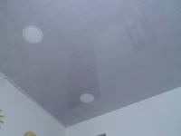 I consider myself an authentic, feminine, and very curious person. I enjoy conversation and creating a real connection with those who visit me.
I love sensuality, the playful glances, and the complicity that arises when two people dare to enjoy the moment. Here you