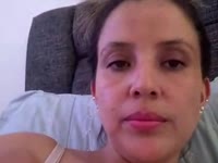 me gustan los Hombres de mente abierta, educados, pervertidos y caballeros, compartiendo un buen rato cachondo para divertirse.
