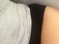 Jeune femme sexy et raffinée qui aime prendre et donner du plaisir aux hommes loyales et respectueux