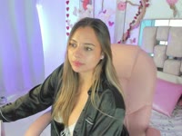 I am a sweet girl with a naughty touch, I love playing with looks, smiles, and creating moments full of chemistry. If you
