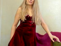 I am romantic person and like to dream about my perfect date. Hope you wanna join me in the lonely evening to share some moments together.
ps I love to dance