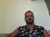 Sunt bisexuali și sunt atras de ambele sexe Îmi place să respect Fac orice mi se cere, dar și ceea ce este provocator Nu te opri din a mă căuta Respect