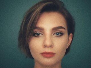 camgirl playing with vibrator BjorkLight