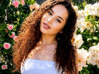 fingering girl cam CharisFernette