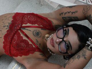 cam chatroom JessiHilton