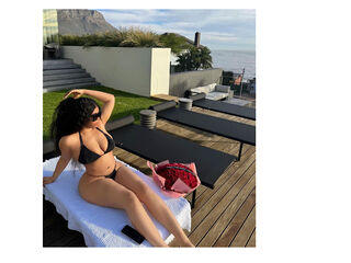 web cam live SarraJames