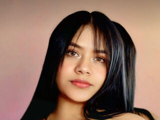 nude webcamgirl picture SolRusso