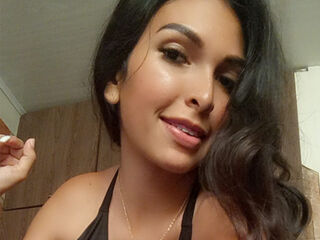hot cam girl fingering pussy BrendaMontecarlo
