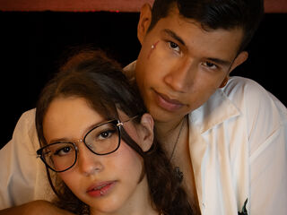 hot chatroom sex DanteHanna