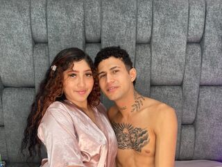 naked webcam couple blowjob MilenaAndRoyce