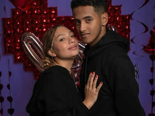 hot couple cam video SaraLuigui