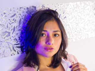 naked cam chatroom AbbyRoise