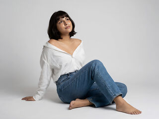 free live chart room AddisonAlba
