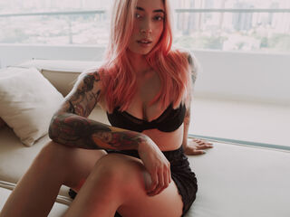 girl cam AlessaLaurent