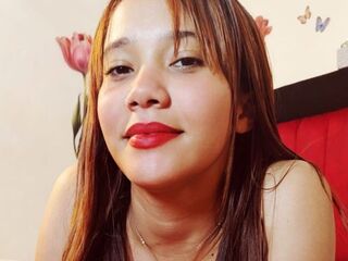 flirt chat room AmarisGomez