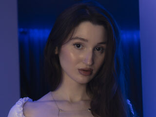 camgirl playing with sextoy AminaNim