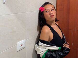 kinky video chat performer AndreaTapiero