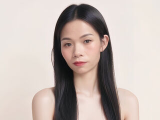 cam whore ArianaHuiHui