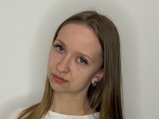 masturbating webcam girl AundreaMoczo
