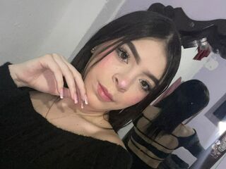 hot cam girl fingering shaved pussy BelaStelly
