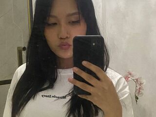 naked cam girl masturbating with vibrator BerniceMaguire