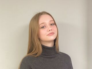 Kinky webcam girl BreeGault