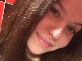 cam girl playing with dildo BridgetPoudrier