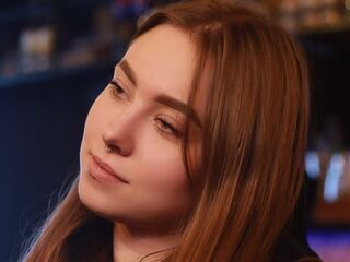 fingering girl cam picture BritanyAnastos