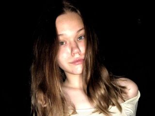 hot cam girl fingering pussy BulahWickes
