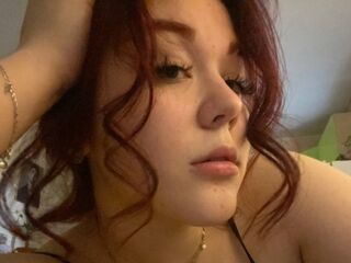 naked camgirl fingering pussy CallieLance