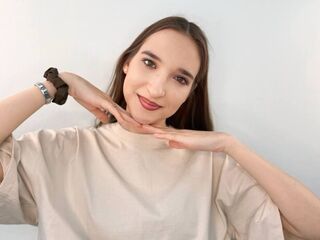 nude webcam girl CareyYoukers