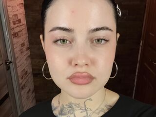 camgirl porn webcam CarmenFurmanik