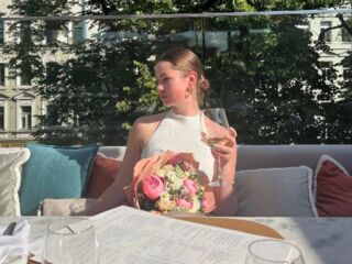 cam girl masturbating with vibrator CarolMeinhard