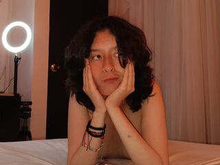 free live webcam chat CharlotteBlade