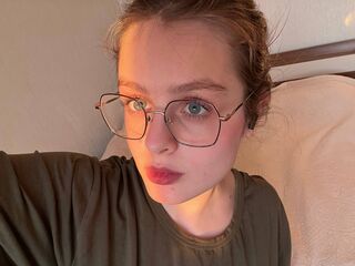 naked camgirl masturbating CindyEth