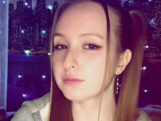 sexwebcam CortneyMoran