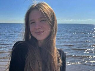 camgirl masturbating with sextoy DarcelMele