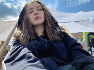 naughty webcamgirl DelorisAhaus