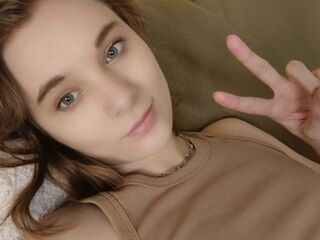 webcam girl chatroom ElswythCoyner