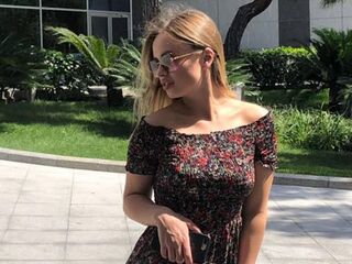 webcam chat EmileeBeyale