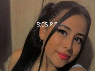 hot strip tease web cam EmilyStuar