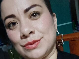 fingering girl webcam  EmilyTempation