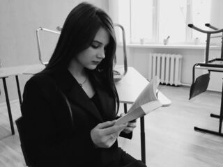 naked cam girl masturbating EnricaElis