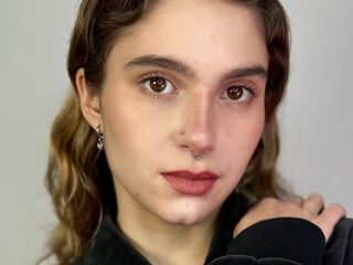 hot cam girl masturbating with vibrator EvaEddie