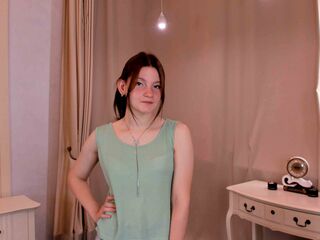 naked webcamgirl picture HollisCantrill