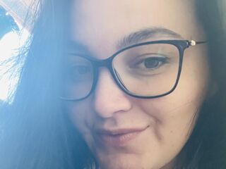 kinky webcam model KairaHelena