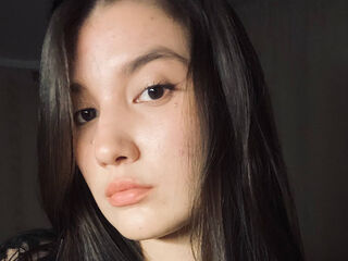 shaved pussy webcam KandisKuy