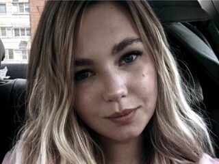 camwhore masturbating KandyWeiss