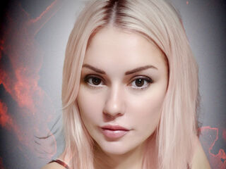 girl chatroom KarinaEvani