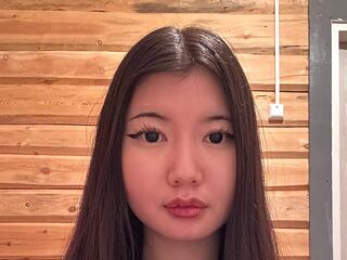 naked webcamgirl photo KenishaFaylor